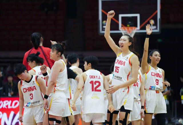 中国女篮15分大败！输给比利时，张子宇20分11篮板，杨舒予7分